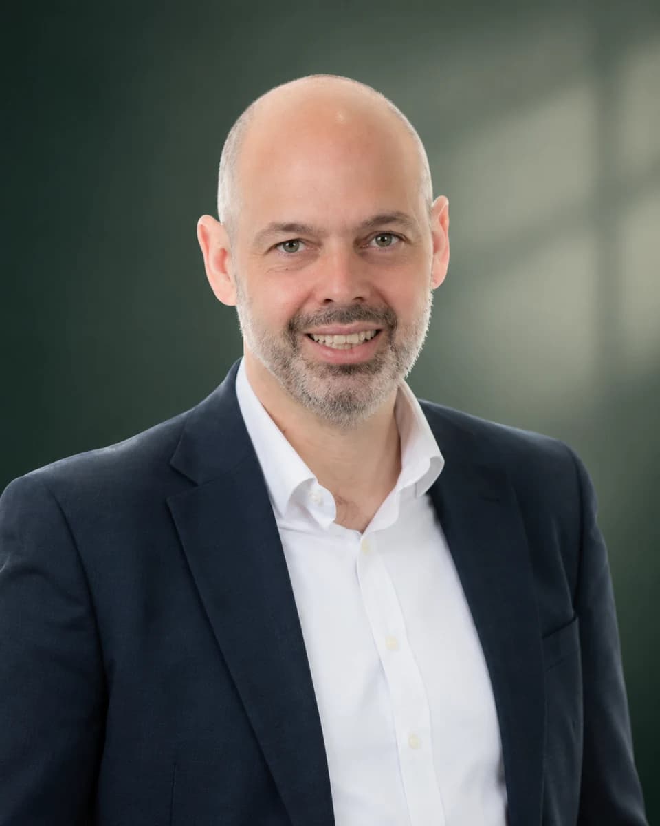 Lee Clifford, Project partner
